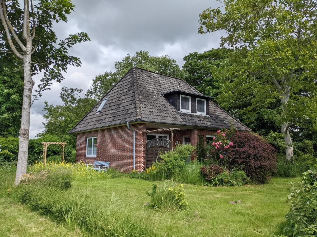 Charmantes Ferienhaus In Nordfriesland Humptrup Exterior photo